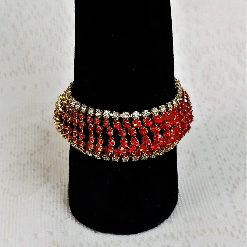 Vtg Bracelet Red & Clear Stones 6 3/4 " L Flex